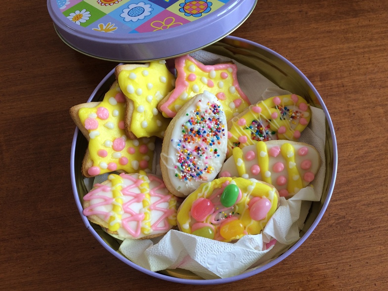 easter cookies in tin